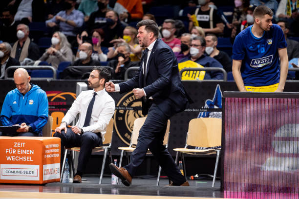 役车手对汉 役车手对汉