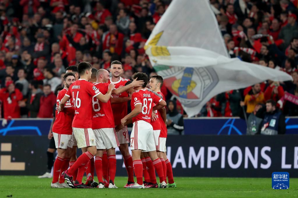 是她们多年 是她们多年